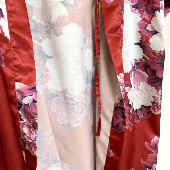 OS Rust Orange Satin Floral Print Robe - Picture 4 of 5